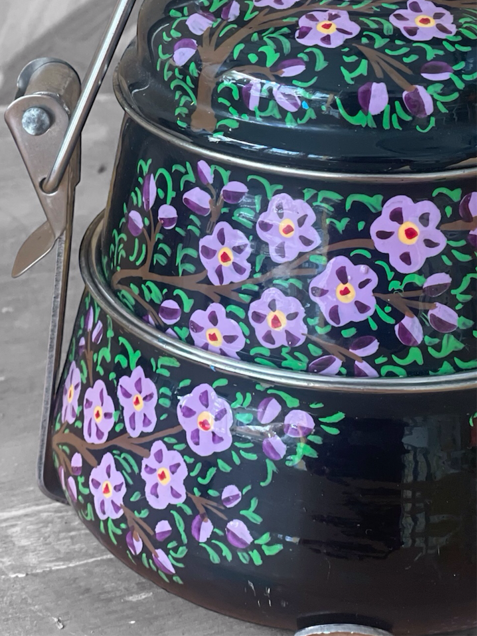 Floral tiffin