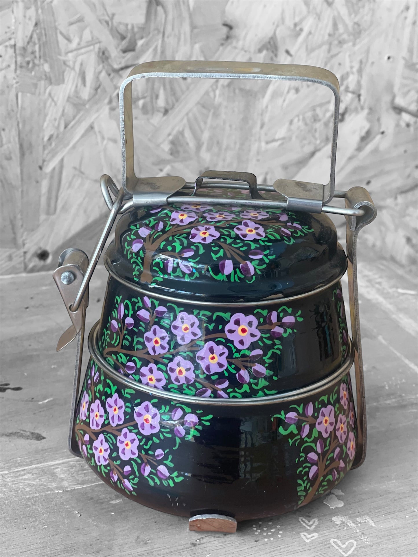 Floral tiffin